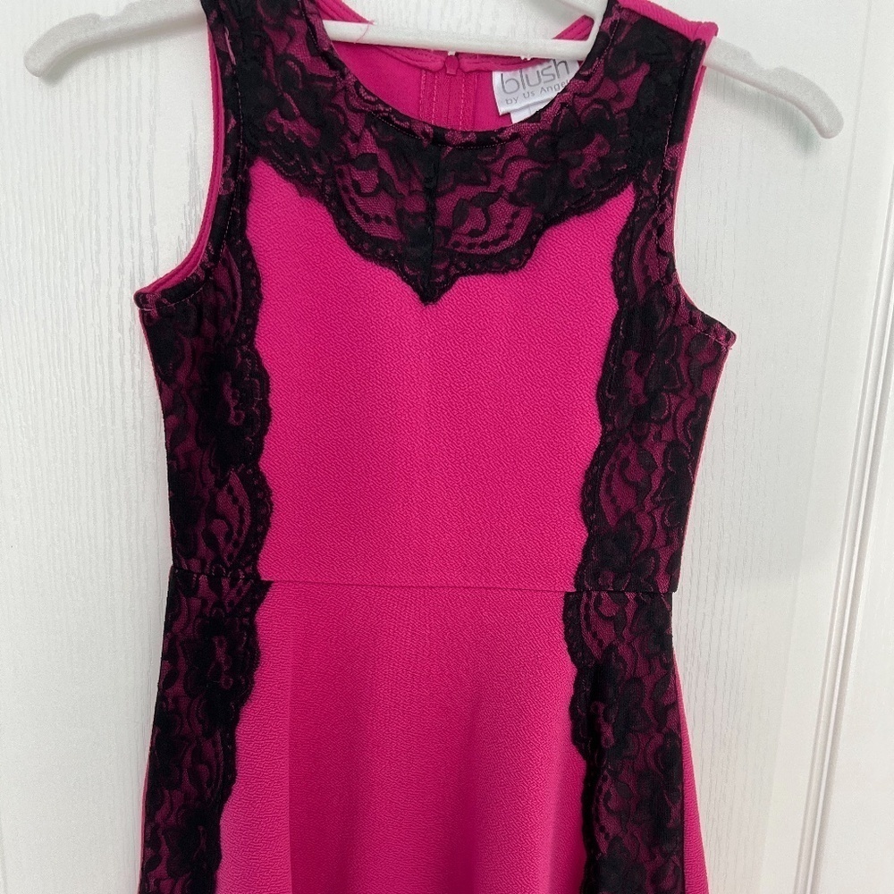 Blush girls dress, size 7, fuchsia color